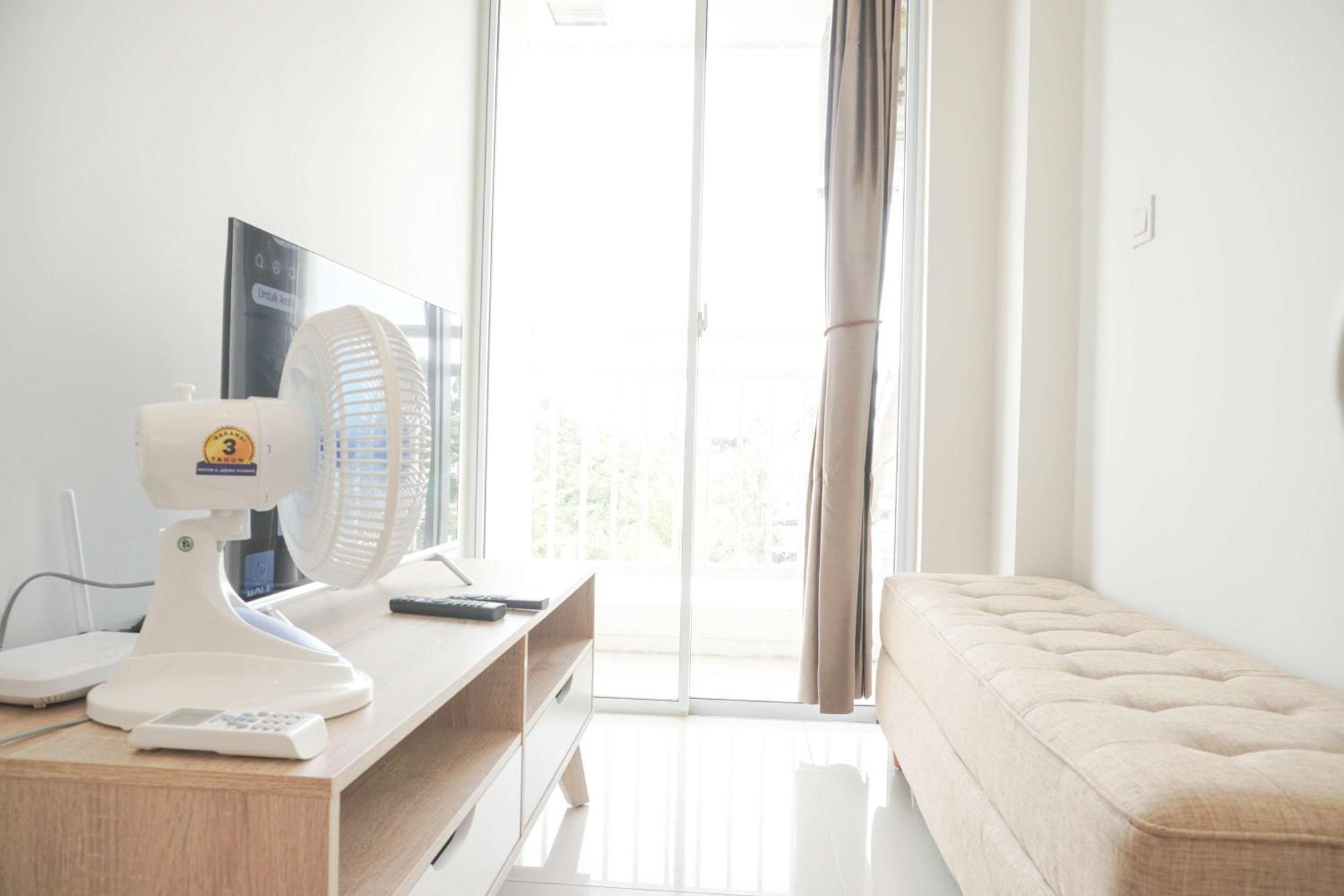 Ferienwohnung Good And Comfy 1Br Jakarta Exterior foto